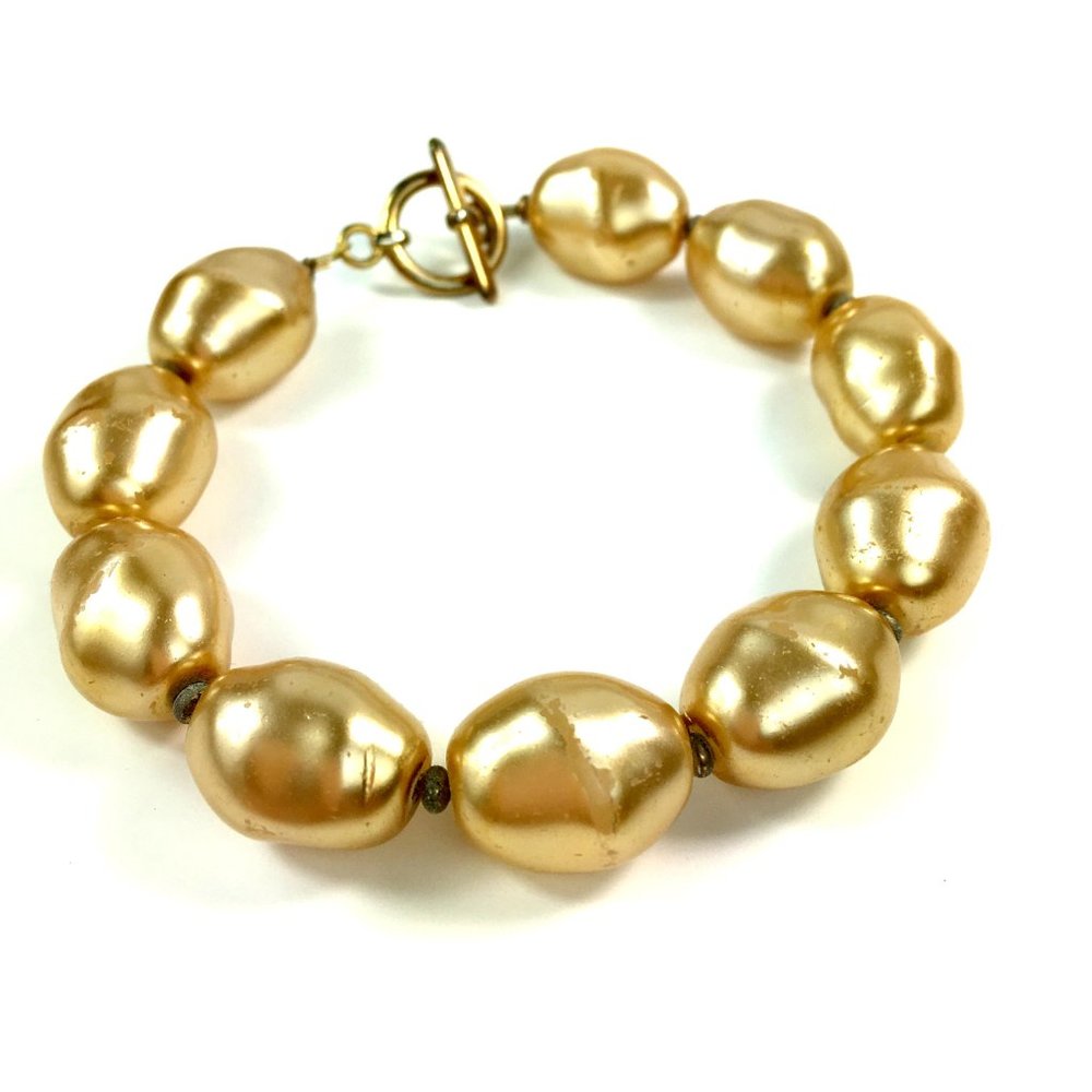 Gold Plastic Bead Bracelet Vintage